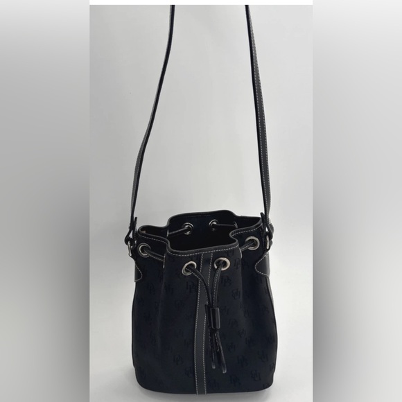 Dooney & Bourke Handbags - Vintage Dooney & Bourke Bucket Bag Purse Black Crossbody Logo Leather Canvas Y2K